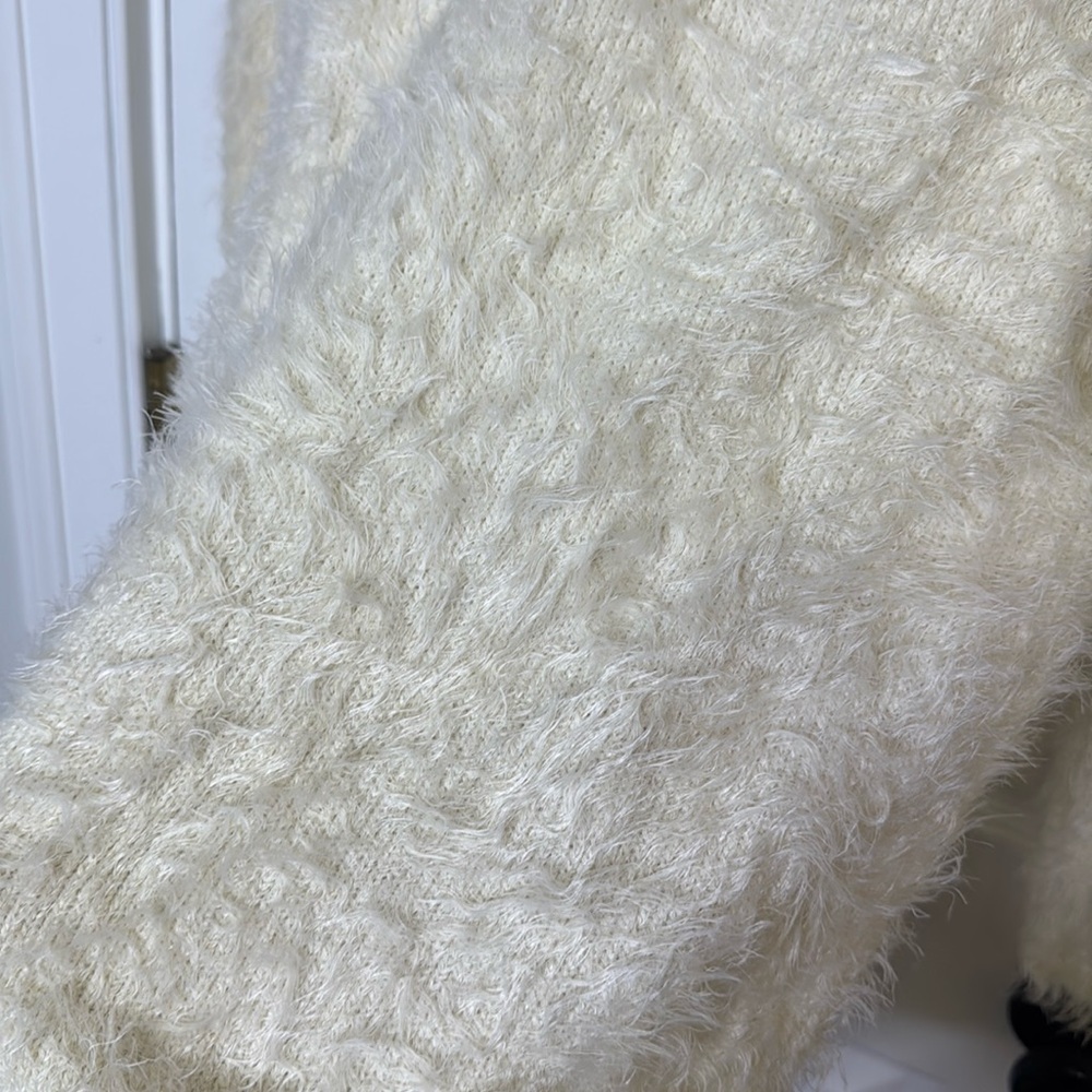 Charming Charlie Cream Long Sleeve V-Neck Sweater Dress - Picture 2 of 5